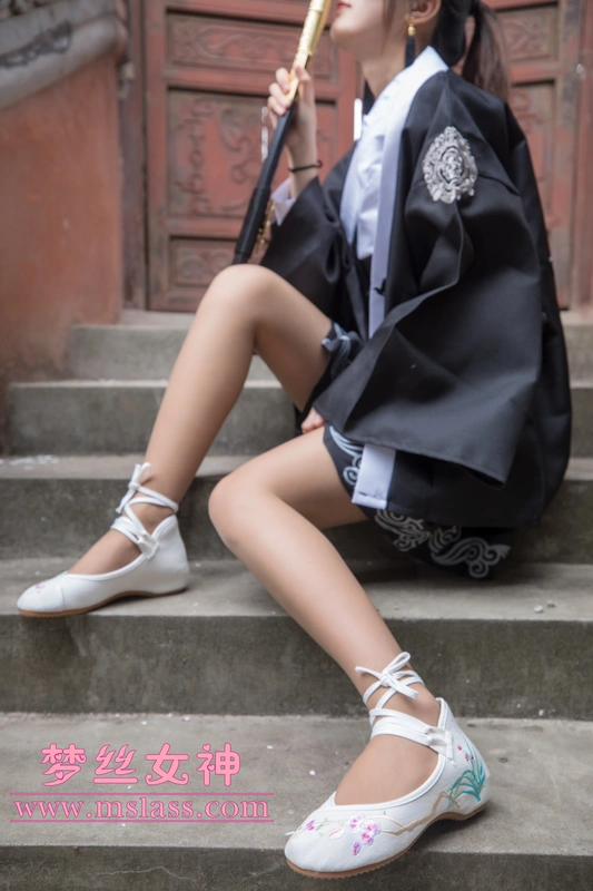 05.02 NO.006 玥玥女侠之剑（上） - MSLASS梦丝女神